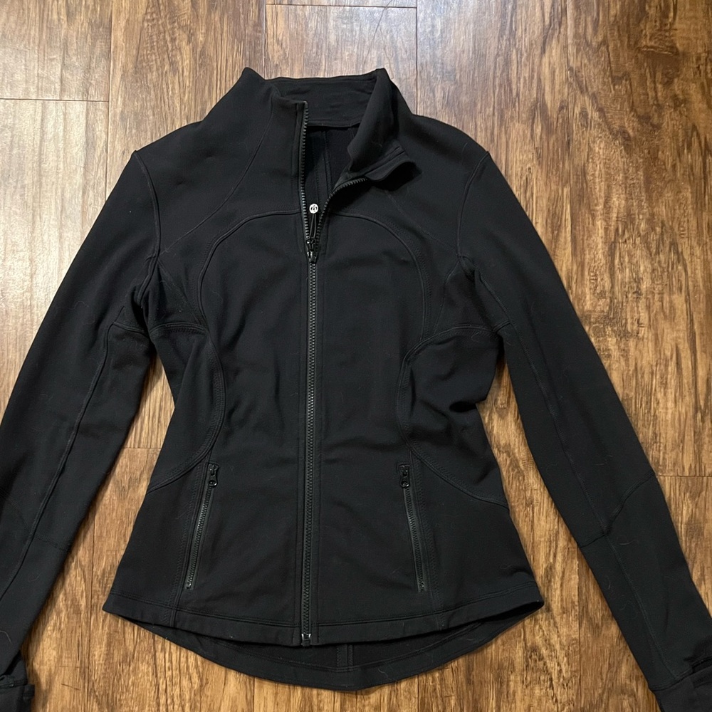 lululemon jacket 🖤